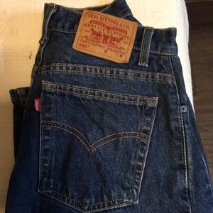 Levi’s High Rise Vintage Mom Jeans